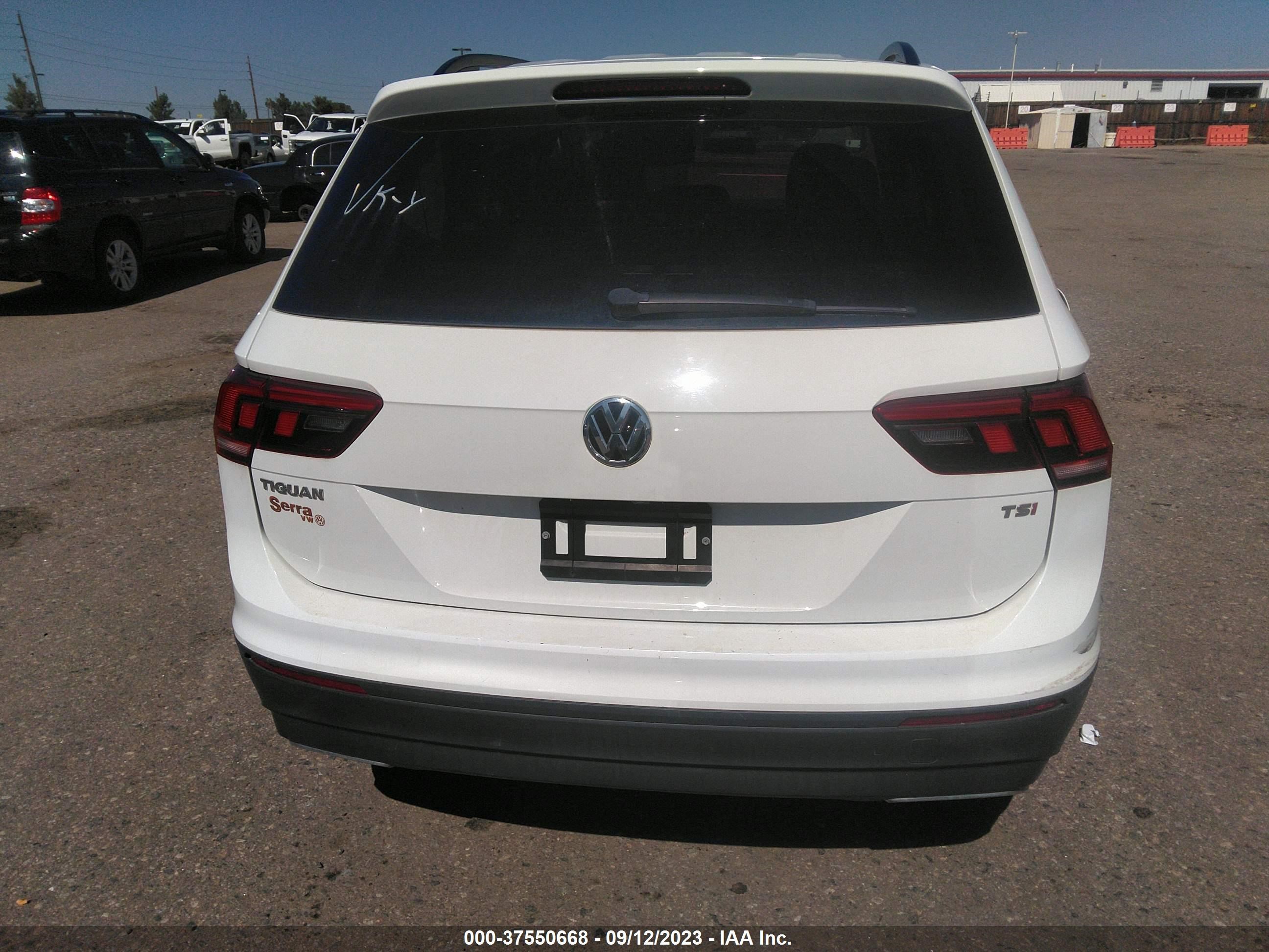 Photo 15 VIN: 3VV1B7AX0JM026634 - VOLKSWAGEN TIGUAN 