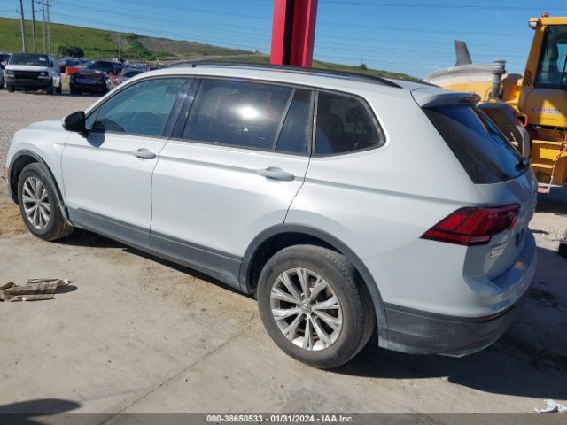 Photo 2 VIN: 3VV1B7AX0JM190482 - VOLKSWAGEN TIGUAN 