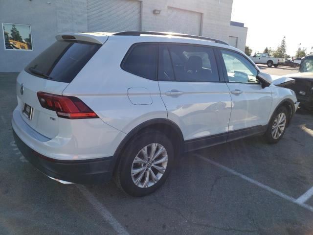 Photo 2 VIN: 3VV1B7AX2JM071123 - VOLKSWAGEN TIGUAN S 