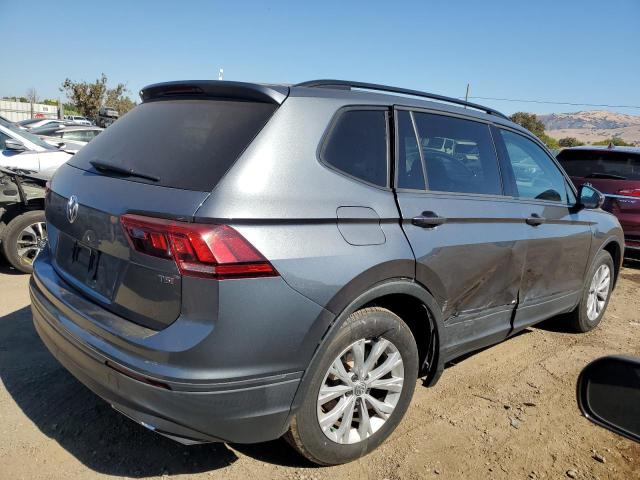 Photo 2 VIN: 3VV1B7AX2JM090397 - VOLKSWAGEN TIGUAN S 