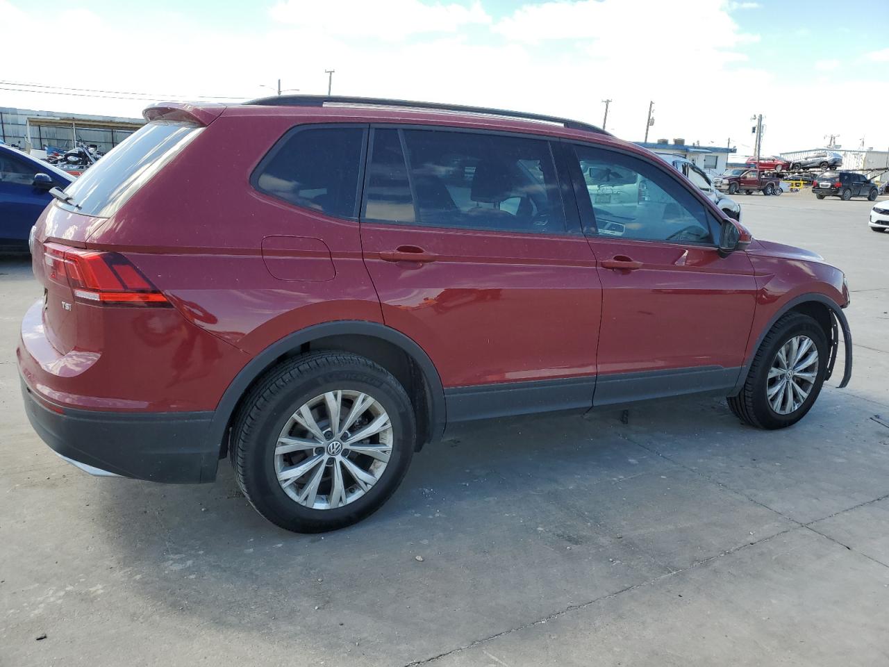 Photo 2 VIN: 3VV1B7AX2JM159914 - VOLKSWAGEN TIGUAN 