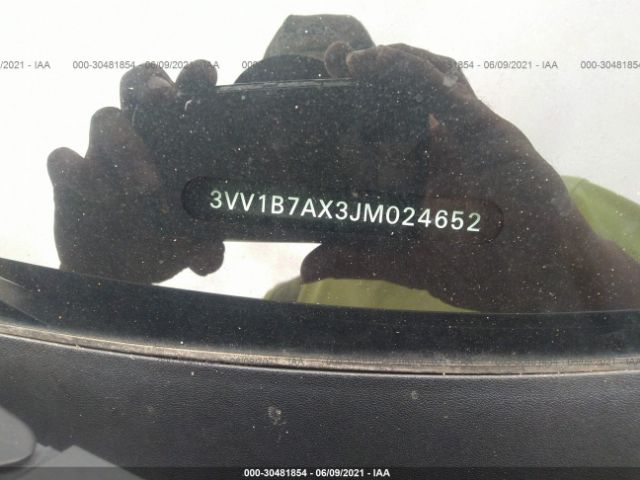 Photo 8 VIN: 3VV1B7AX3JM024652 - VOLKSWAGEN TIGUAN 