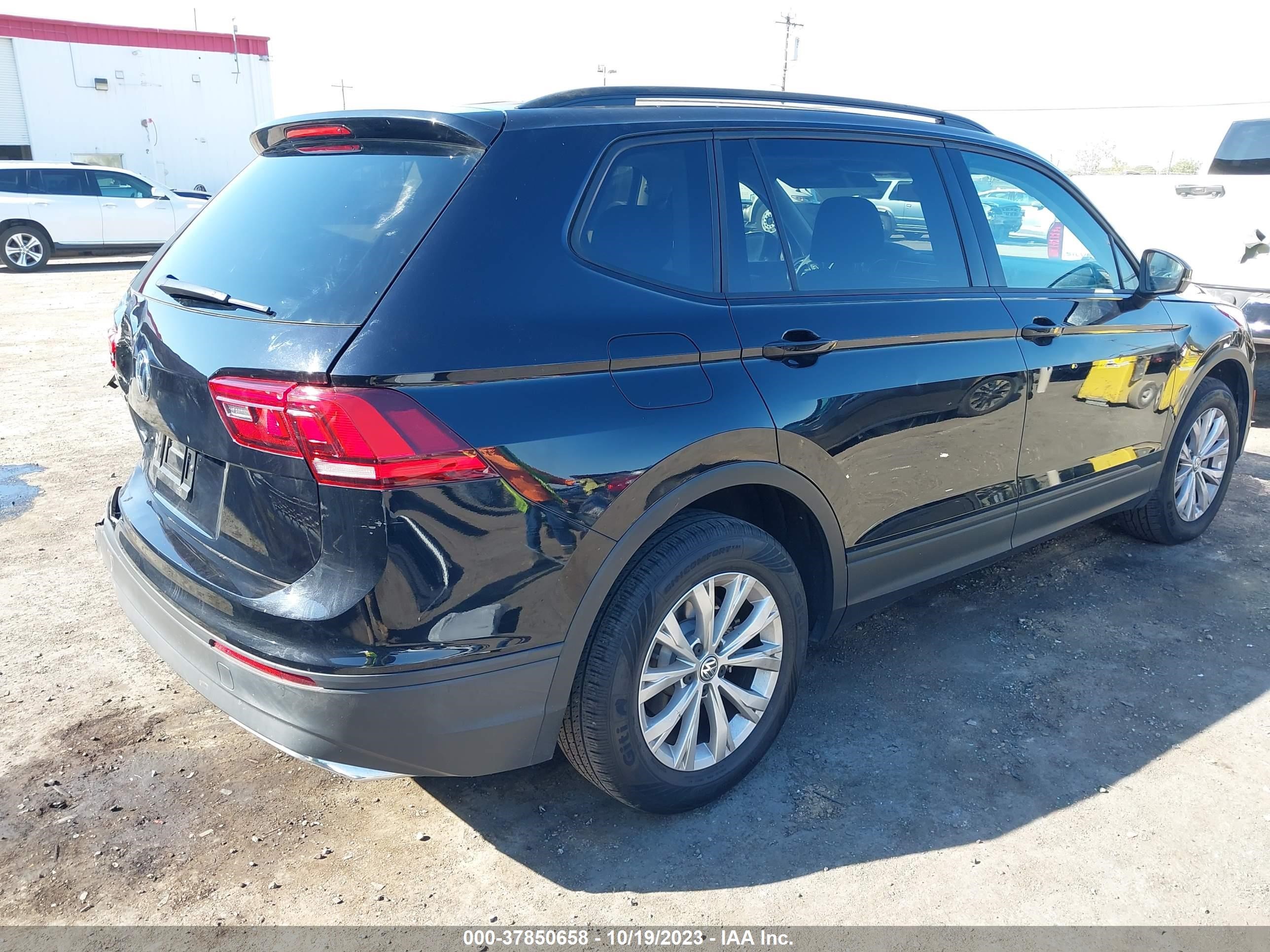 Photo 3 VIN: 3VV1B7AX3KM029870 - VOLKSWAGEN TIGUAN 