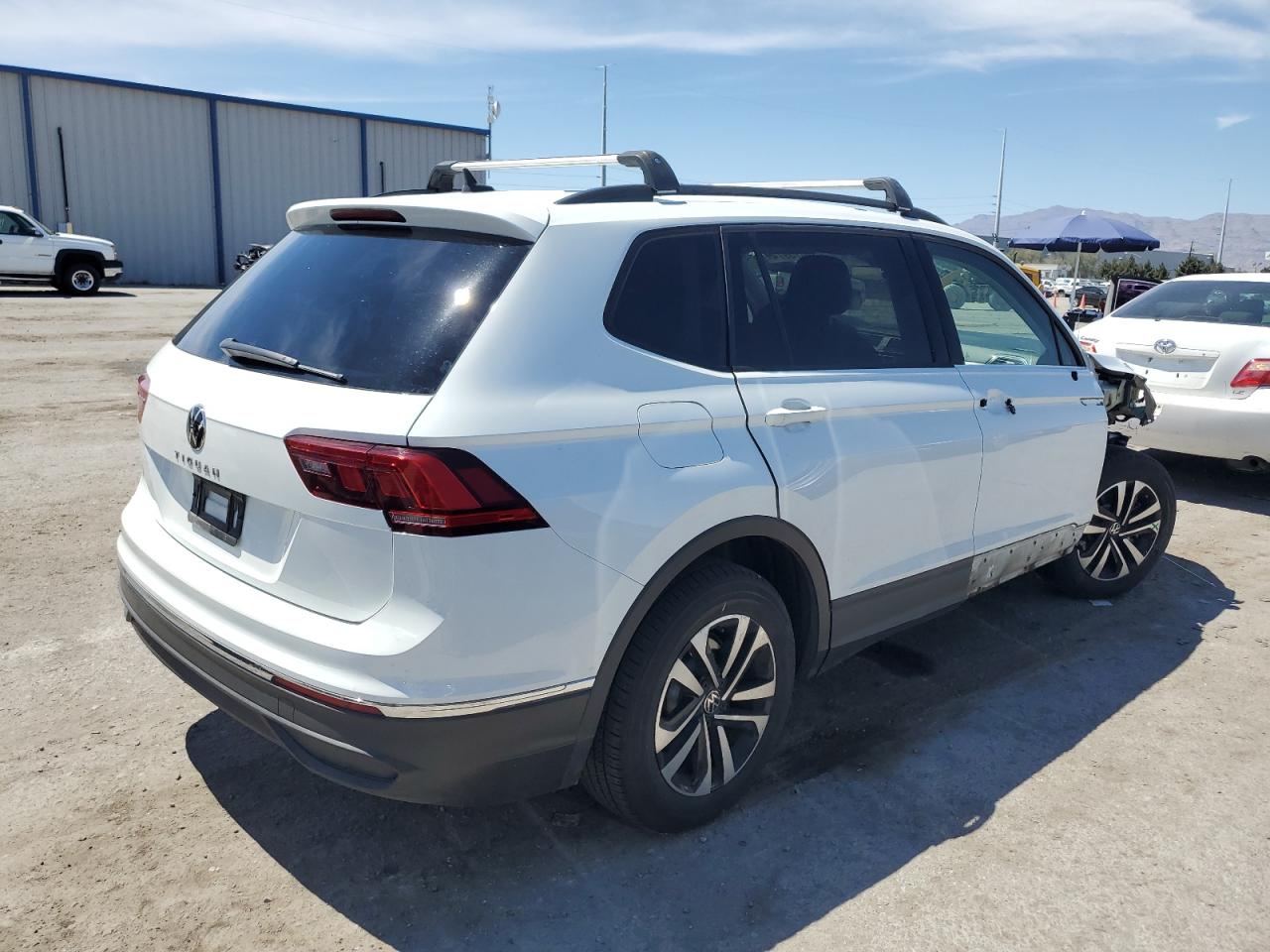 Photo 2 VIN: 3VV1B7AX3NM087143 - VOLKSWAGEN TIGUAN 