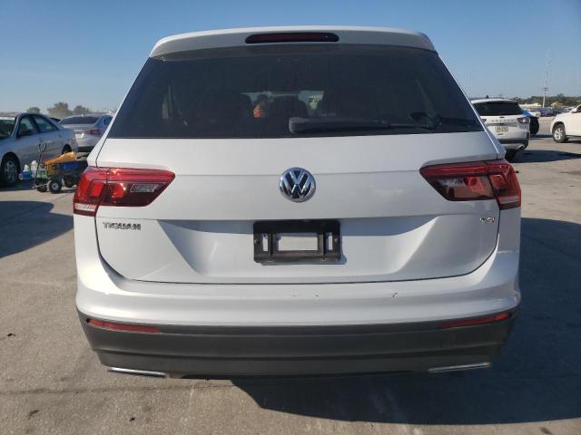 Photo 5 VIN: 3VV1B7AX4JM068448 - VOLKSWAGEN TIGUAN S 