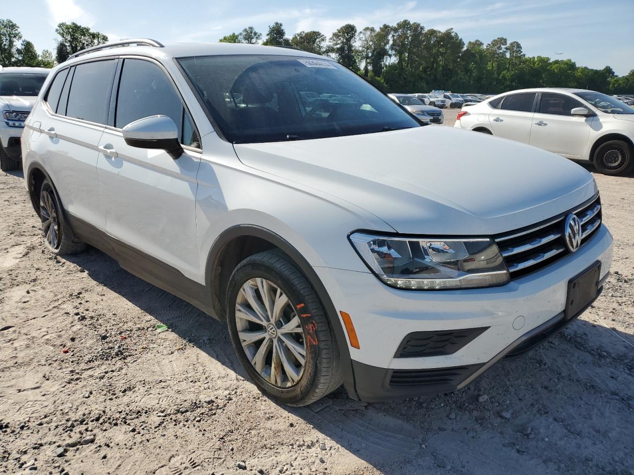 Photo 3 VIN: 3VV1B7AX4KM028582 - VOLKSWAGEN TIGUAN 