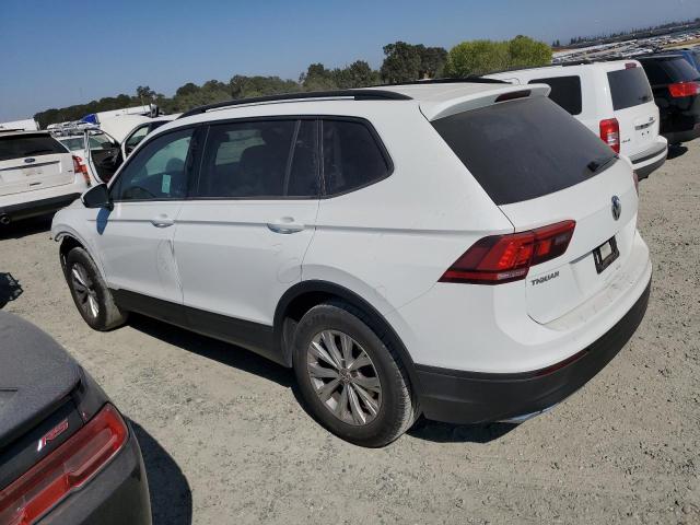 Photo 1 VIN: 3VV1B7AX5JM115812 - VOLKSWAGEN TIGUAN S 