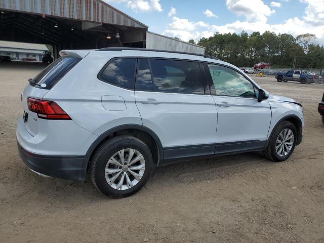 Photo 2 VIN: 3VV1B7AX5JM156974 - VOLKSWAGEN TIGUAN 