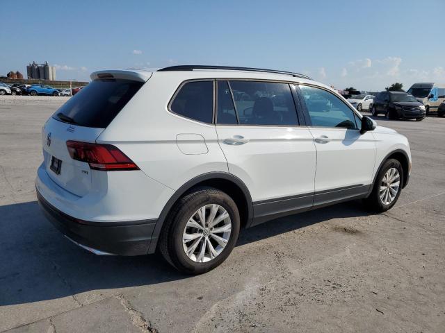 Photo 2 VIN: 3VV1B7AX6JM114927 - VOLKSWAGEN TIGUAN S 