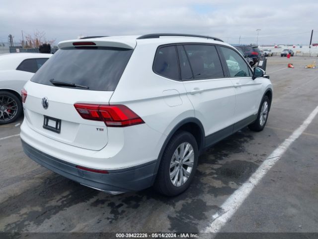 Photo 3 VIN: 3VV1B7AX7JM064121 - VOLKSWAGEN TIGUAN 