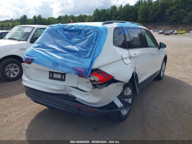 Photo 3 VIN: 3VV1B7AX8JM020712 - VOLKSWAGEN TIGUAN 