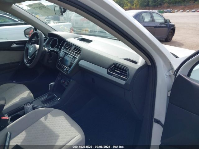 Photo 4 VIN: 3VV1B7AX8JM020712 - VOLKSWAGEN TIGUAN 