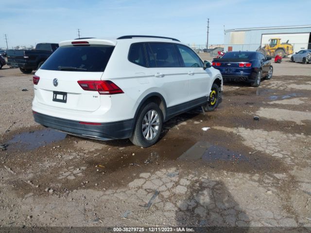 Photo 3 VIN: 3VV1B7AX8JM102939 - VOLKSWAGEN TIGUAN 