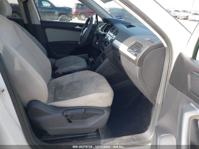 Photo 4 VIN: 3VV1B7AX8JM102939 - VOLKSWAGEN TIGUAN 