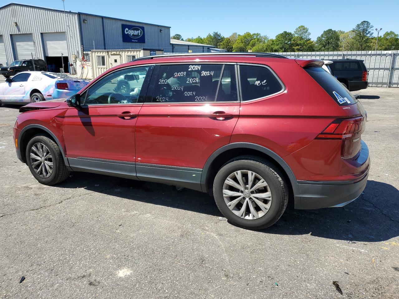 Photo 1 VIN: 3VV1B7AX8JM119062 - VOLKSWAGEN TIGUAN 