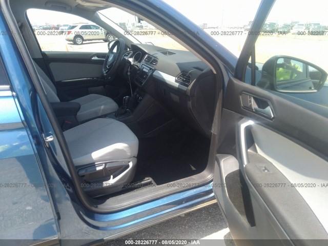 Photo 4 VIN: 3VV1B7AX9JM084063 - VOLKSWAGEN TIGUAN 