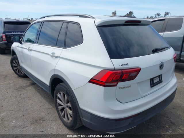 Photo 2 VIN: 3VV1B7AX9JM107342 - VOLKSWAGEN TIGUAN 