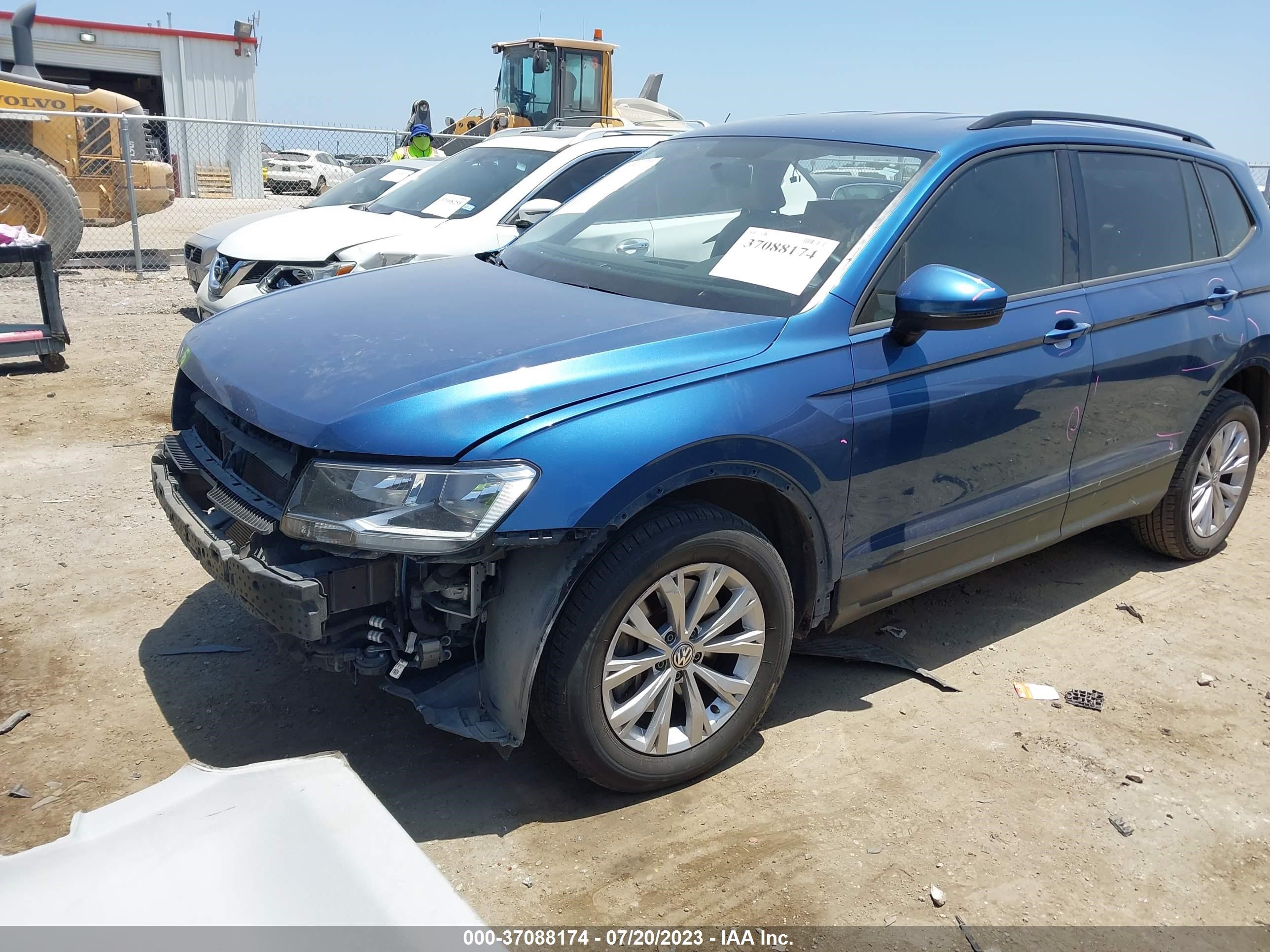 Photo 1 VIN: 3VV1B7AX9JM108698 - VOLKSWAGEN TIGUAN 