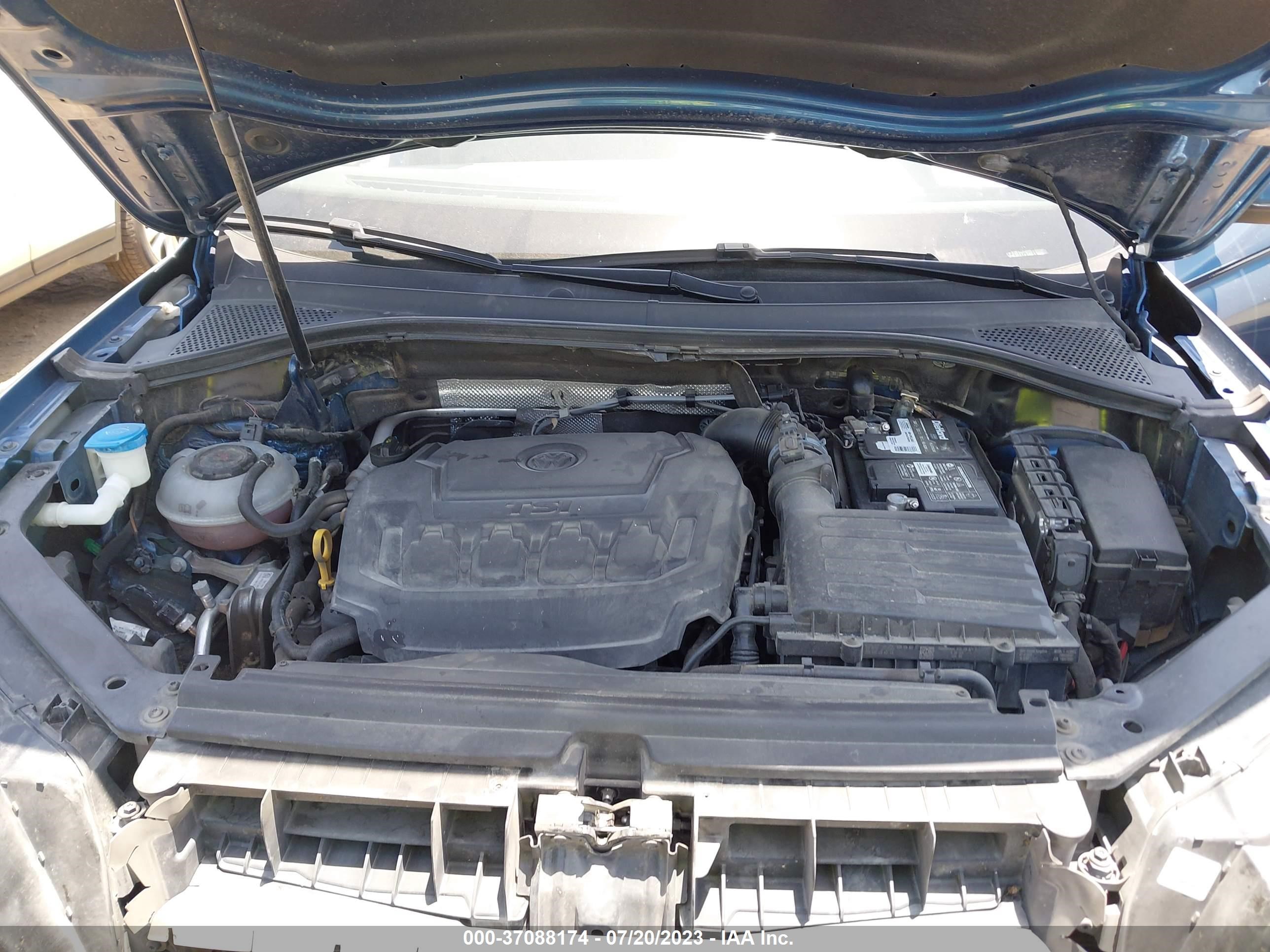 Photo 9 VIN: 3VV1B7AX9JM108698 - VOLKSWAGEN TIGUAN 