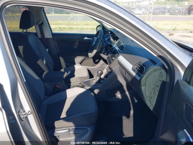 Photo 4 VIN: 3VV1B7AX9MM031304 - VOLKSWAGEN TIGUAN 