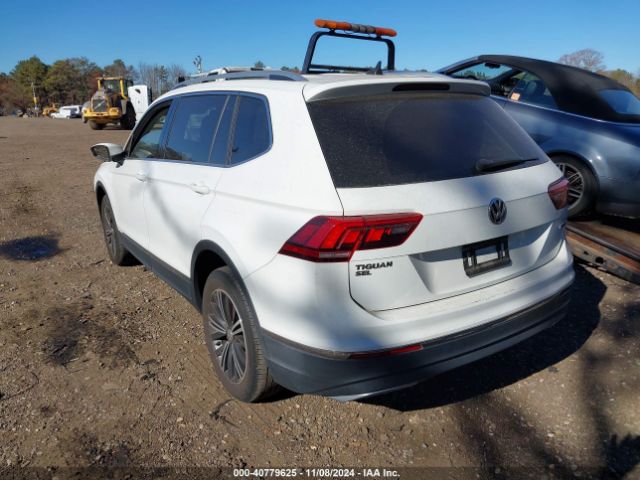 Photo 2 VIN: 3VV2B7AX0JM123949 - VOLKSWAGEN TIGUAN 