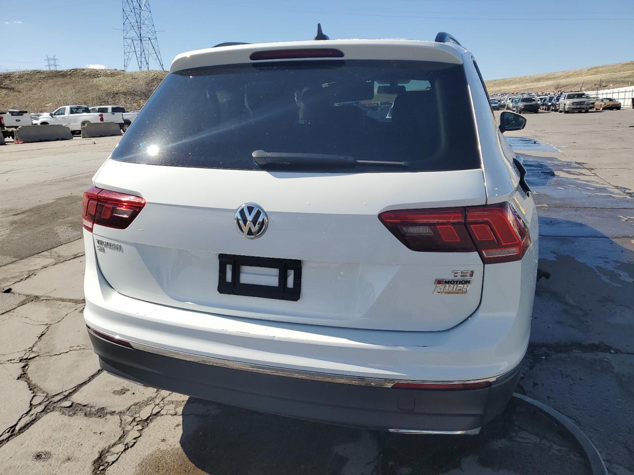 Photo 5 VIN: 3VV2B7AX0JM180958 - VOLKSWAGEN TIGUAN 