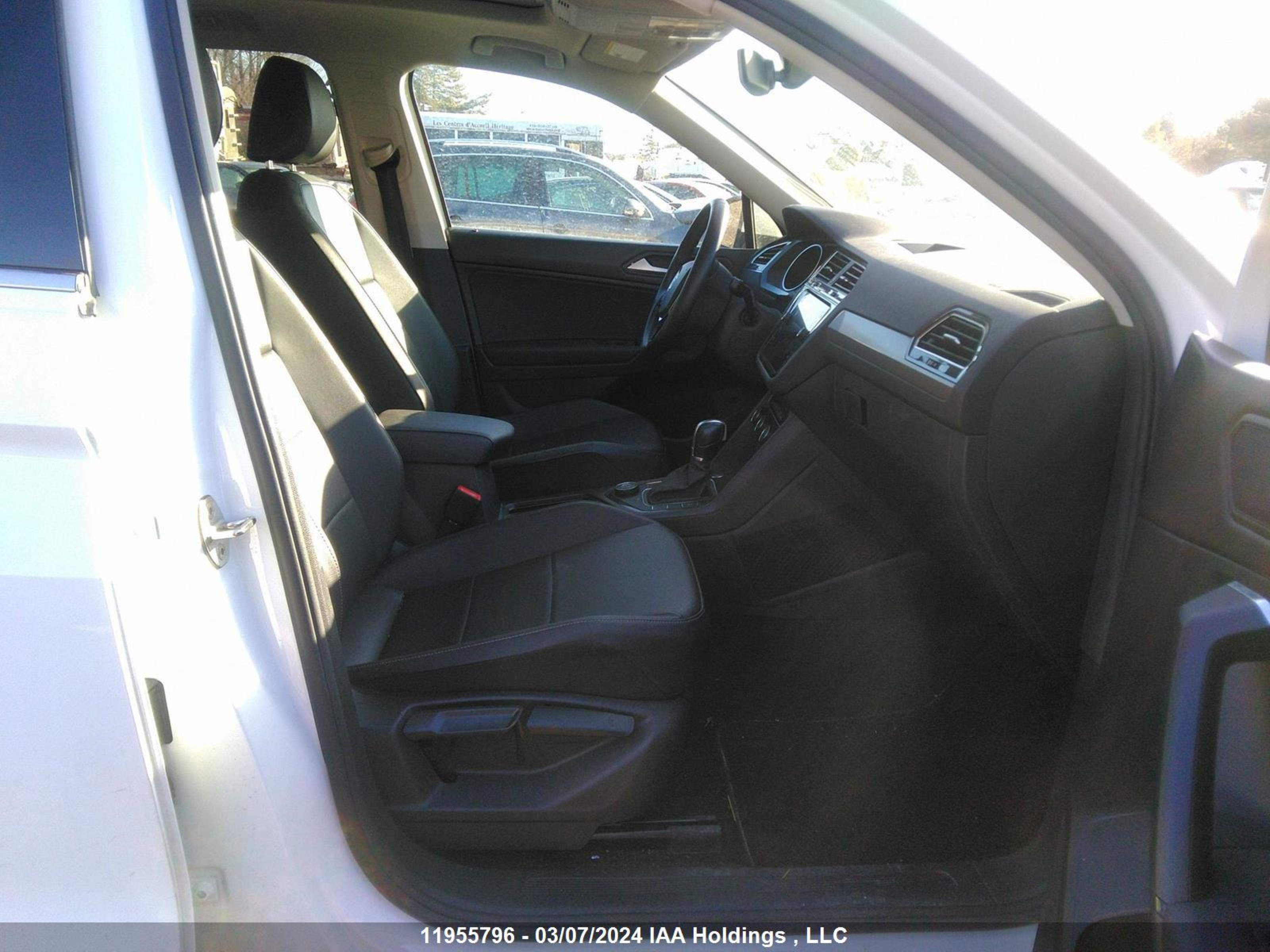 Photo 4 VIN: 3VV2B7AX0KM174014 - VOLKSWAGEN TIGUAN 