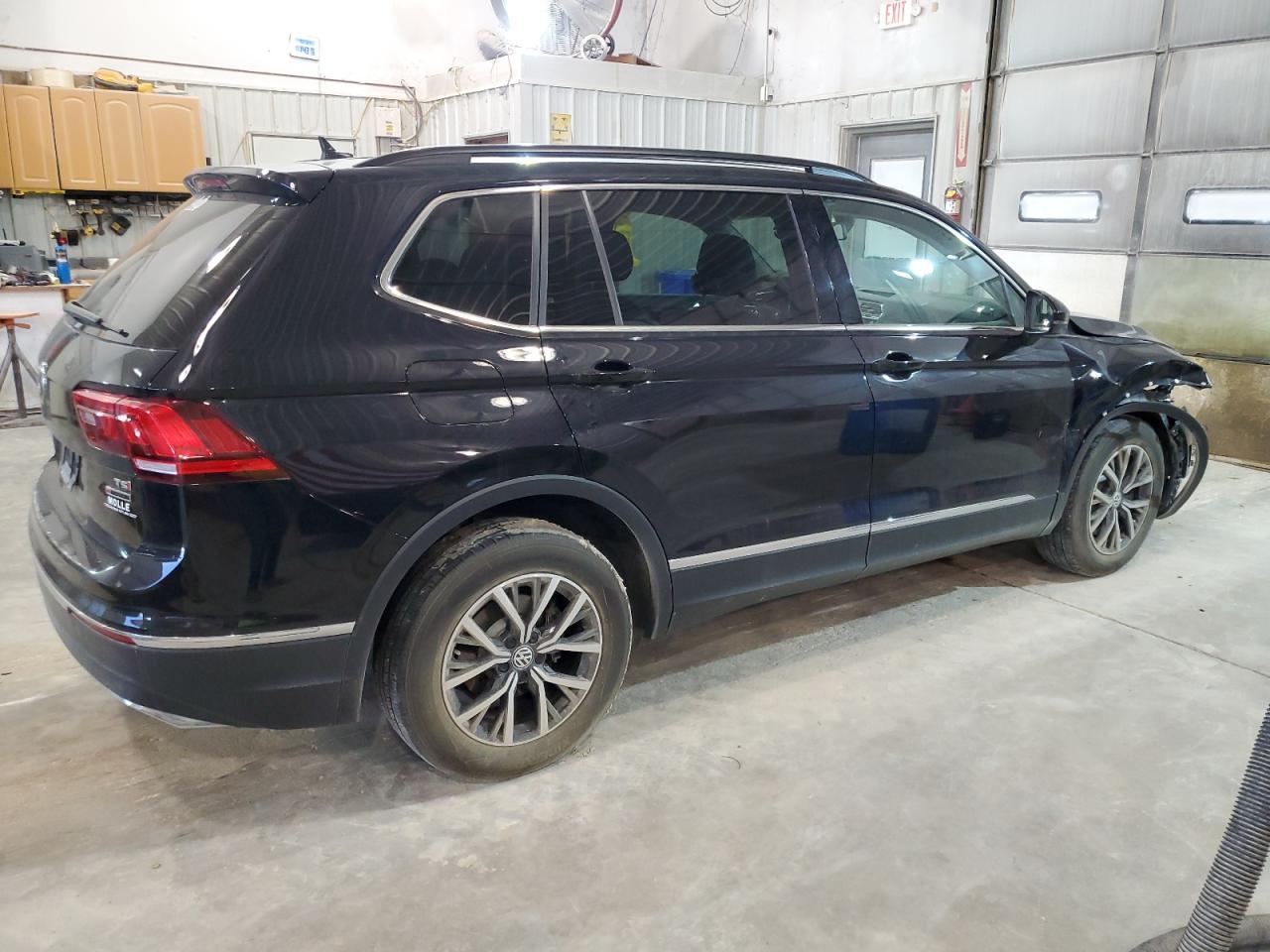 Photo 2 VIN: 3VV2B7AX1JM203650 - VOLKSWAGEN TIGUAN 