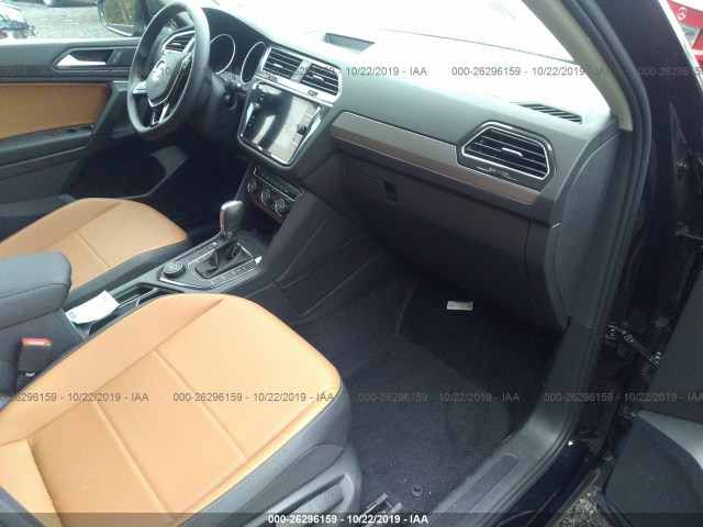 Photo 4 VIN: 3VV2B7AX1KM180260 - VOLKSWAGEN TIGUAN 