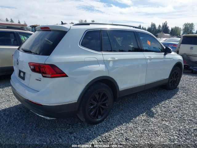 Photo 3 VIN: 3VV2B7AX2JM001982 - VOLKSWAGEN TIGUAN 