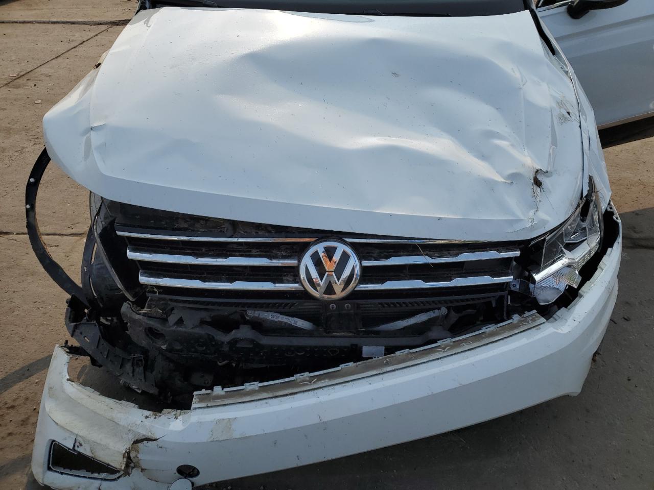 Photo 10 VIN: 3VV2B7AX2JM013775 - VOLKSWAGEN TIGUAN 