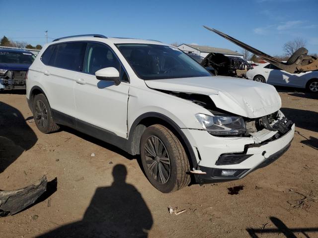 Photo 3 VIN: 3VV2B7AX2JM145581 - VOLKSWAGEN TIGUAN SE 