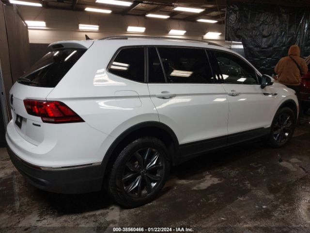 Photo 3 VIN: 3VV2B7AX2NM089857 - VOLKSWAGEN TIGUAN 