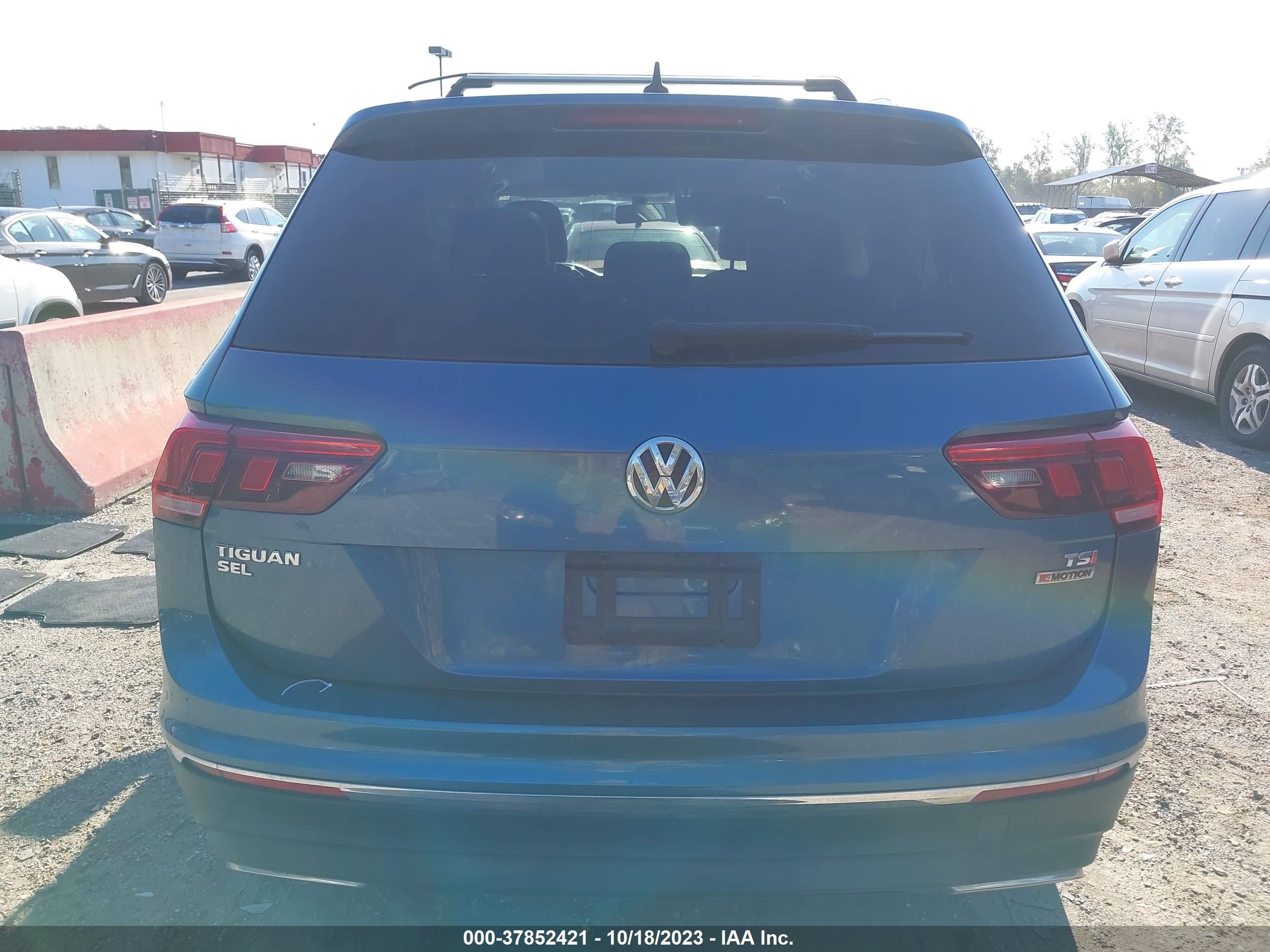 Photo 16 VIN: 3VV2B7AX3JM177164 - VOLKSWAGEN TIGUAN 