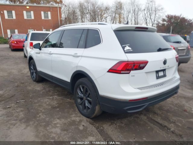 Photo 2 VIN: 3VV2B7AX3NM149516 - VOLKSWAGEN TIGUAN 