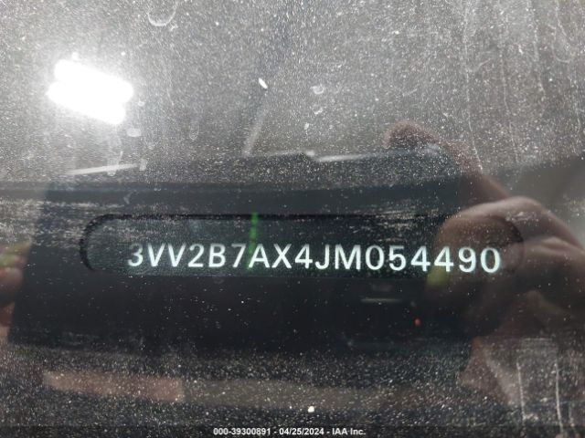 Photo 8 VIN: 3VV2B7AX4JM054490 - VOLKSWAGEN TIGUAN 