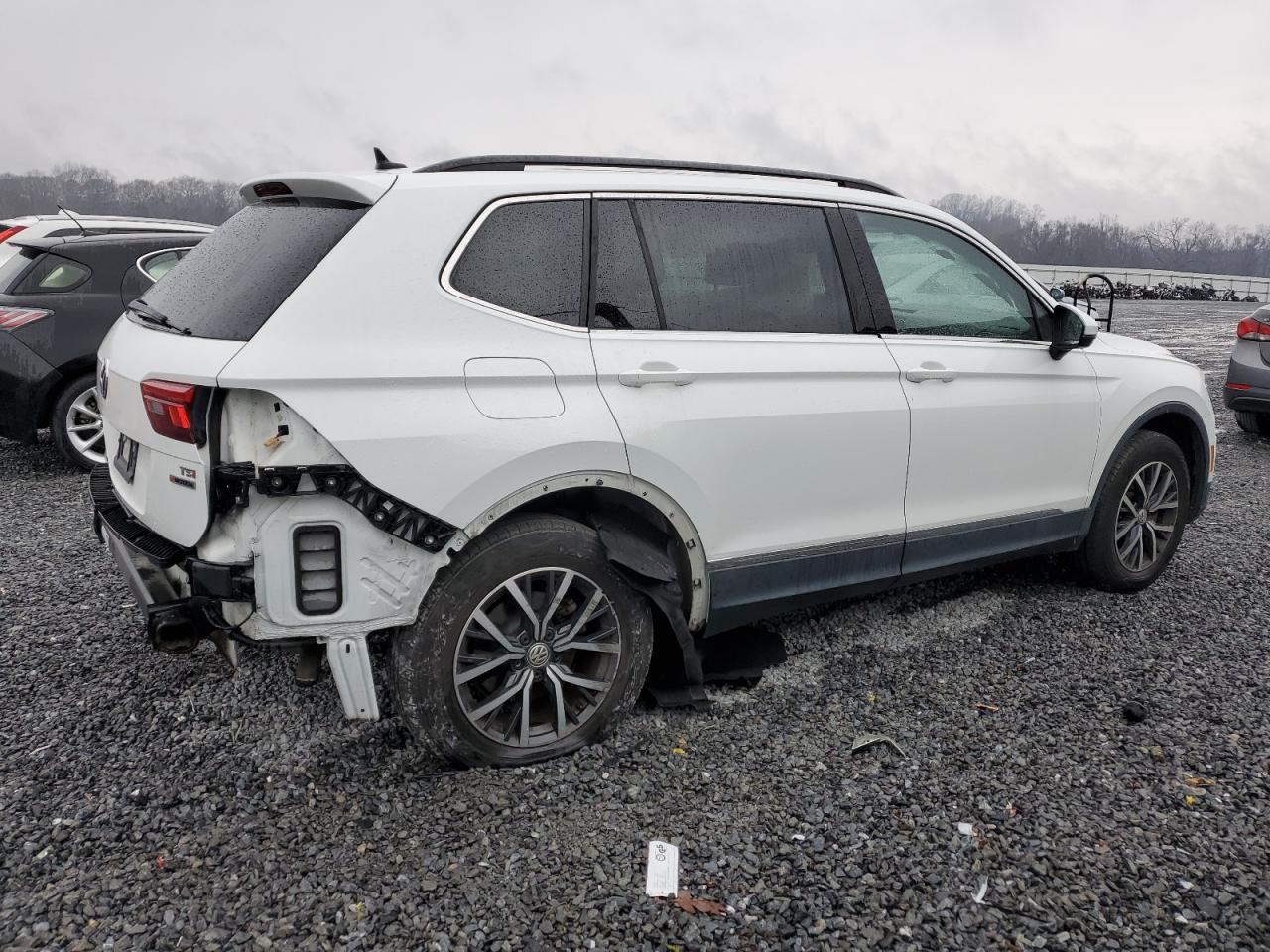 Photo 2 VIN: 3VV2B7AX4JM219261 - VOLKSWAGEN TIGUAN 