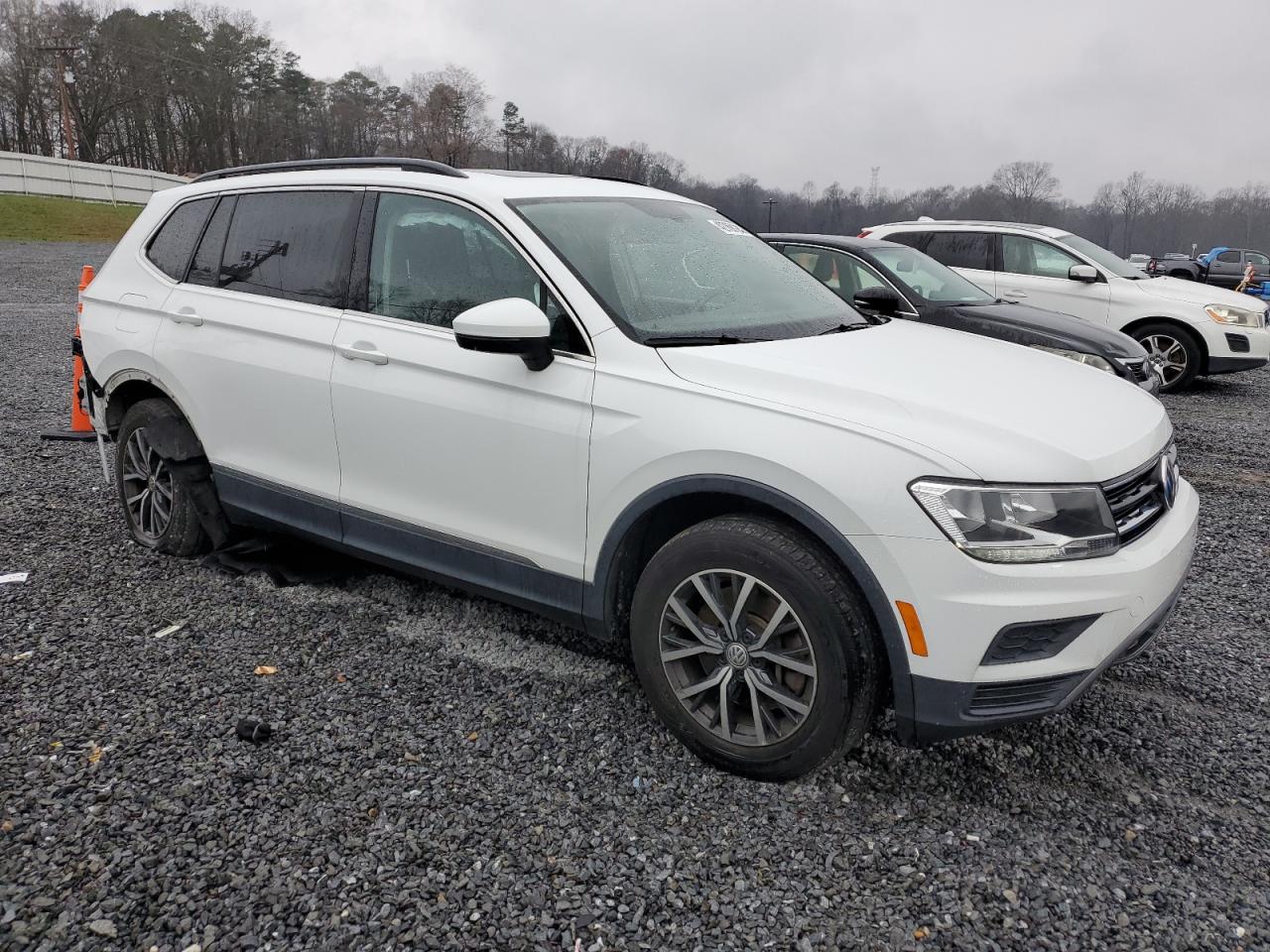 Photo 3 VIN: 3VV2B7AX4JM219261 - VOLKSWAGEN TIGUAN 