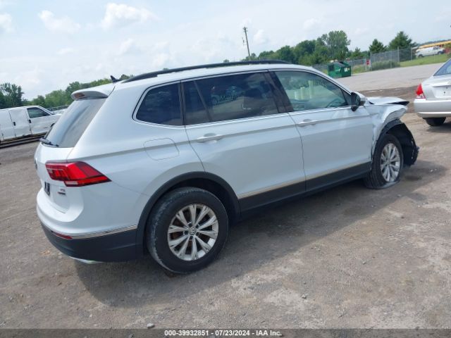 Photo 3 VIN: 3VV2B7AX5JM149401 - VOLKSWAGEN TIGUAN 