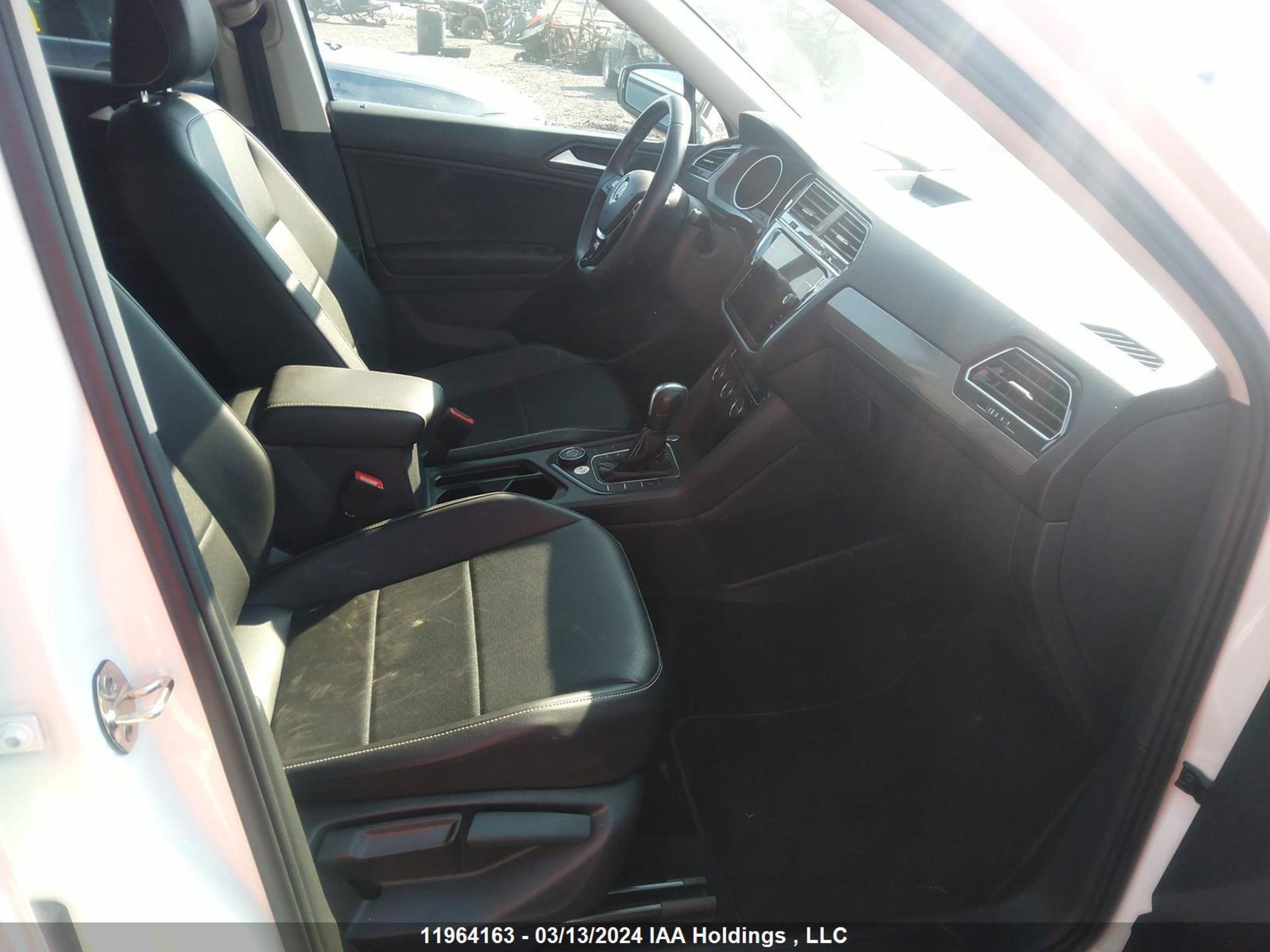 Photo 4 VIN: 3VV2B7AX5MM150522 - VOLKSWAGEN TIGUAN 