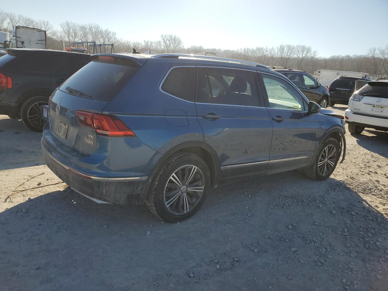 Photo 2 VIN: 3VV2B7AX6JM009891 - VOLKSWAGEN TIGUAN 