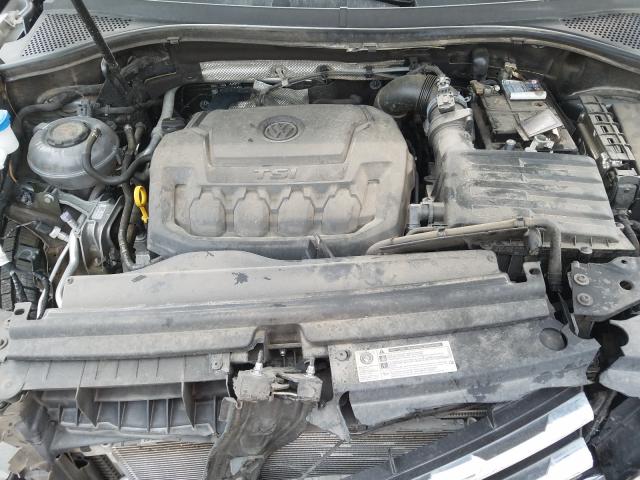 Photo 6 VIN: 3VV2B7AX6JM101079 - VOLKSWAGEN TIGUAN SE 