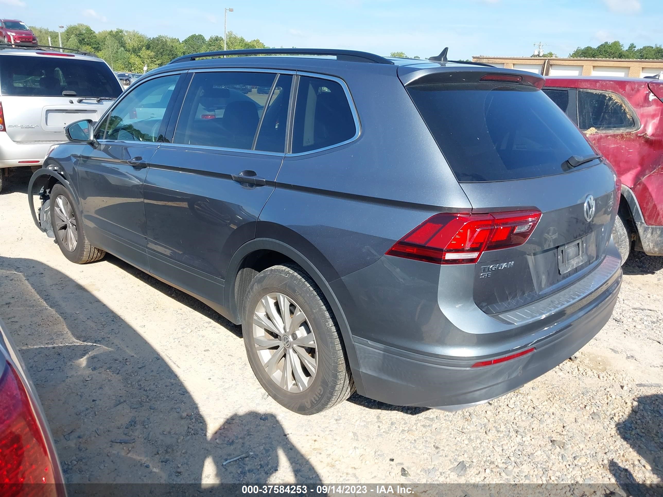 Photo 2 VIN: 3VV2B7AX6KM081465 - VOLKSWAGEN TIGUAN 