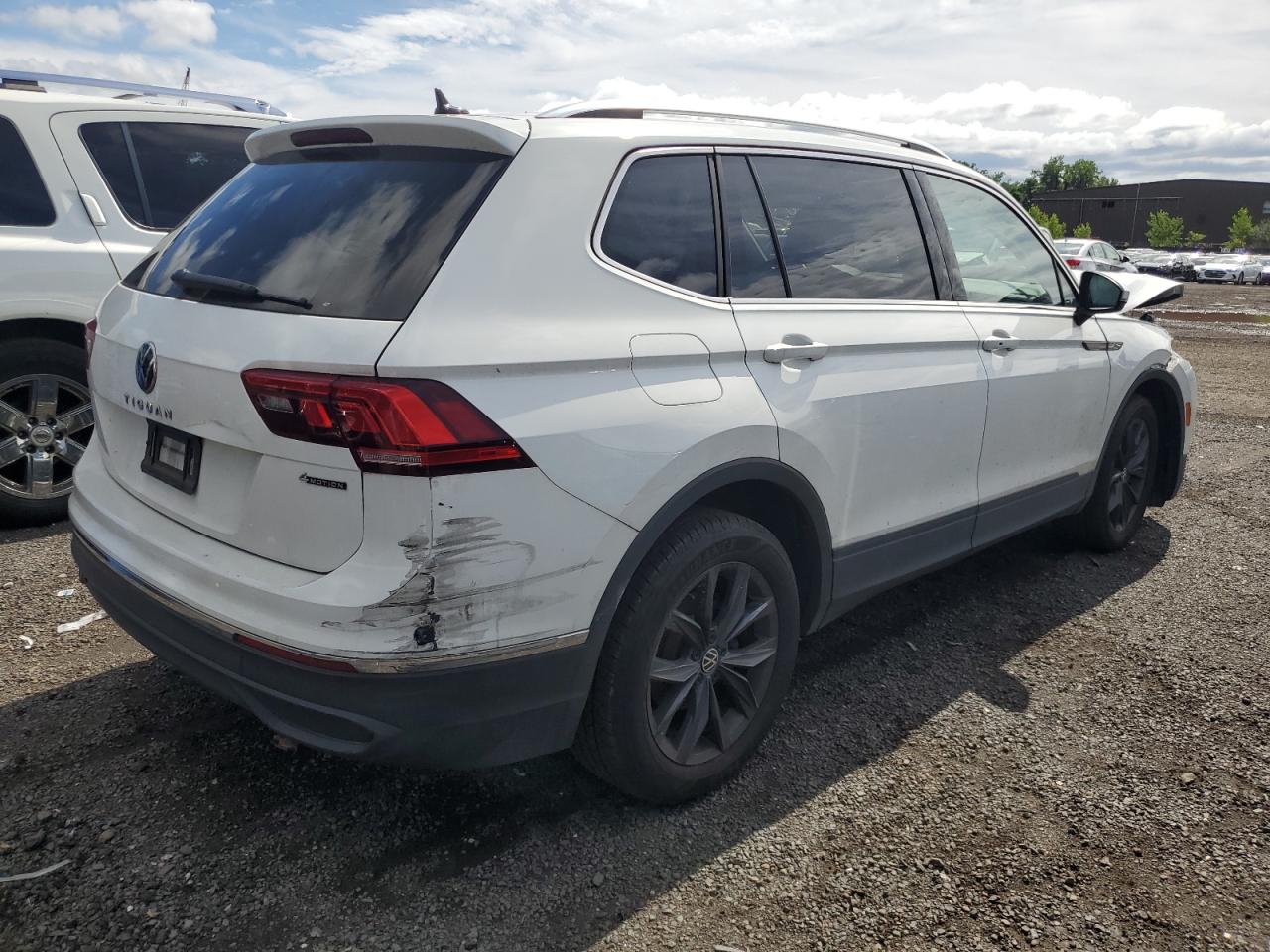 Photo 2 VIN: 3VV2B7AX7NM015429 - VOLKSWAGEN TIGUAN 