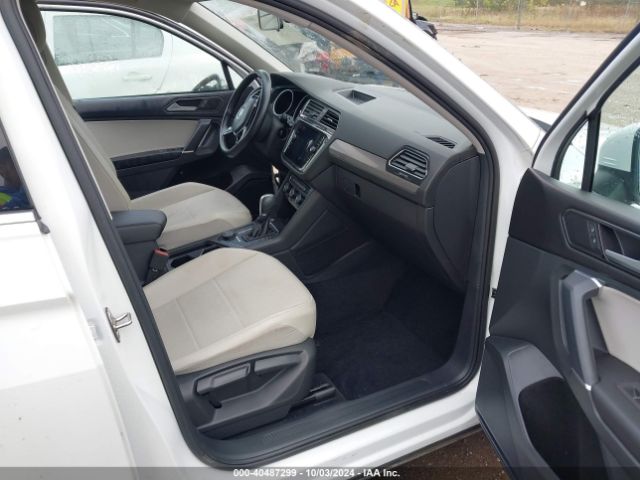 Photo 4 VIN: 3VV2B7AX9JM037572 - VOLKSWAGEN TIGUAN 