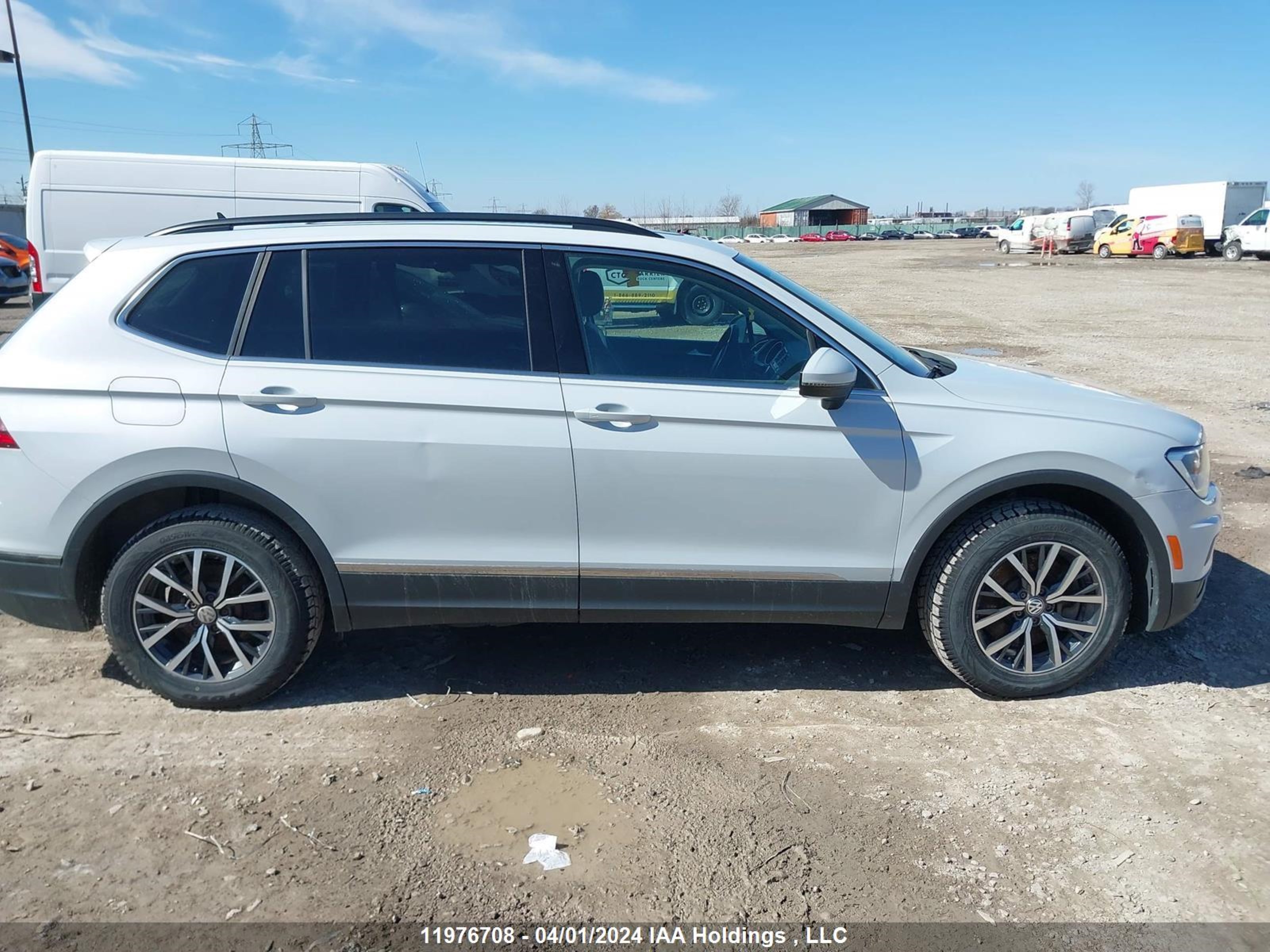 Photo 12 VIN: 3VV2B7AX9JM053612 - VOLKSWAGEN TIGUAN 