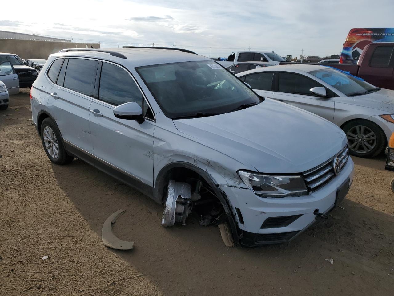 Photo 3 VIN: 3VV2B7AX9JM082267 - VOLKSWAGEN TIGUAN 