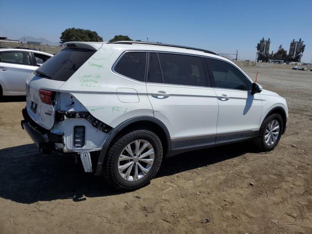 Photo 2 VIN: 3VV2B7AX9JM122346 - VOLKSWAGEN TIGUAN SE 