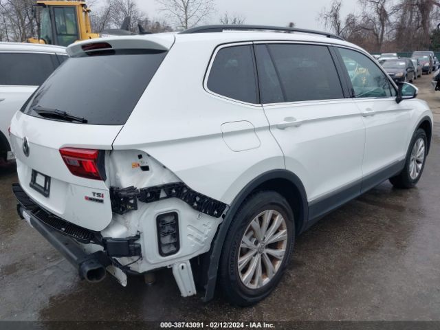 Photo 3 VIN: 3VV2B7AX9JM133833 - VOLKSWAGEN TIGUAN 