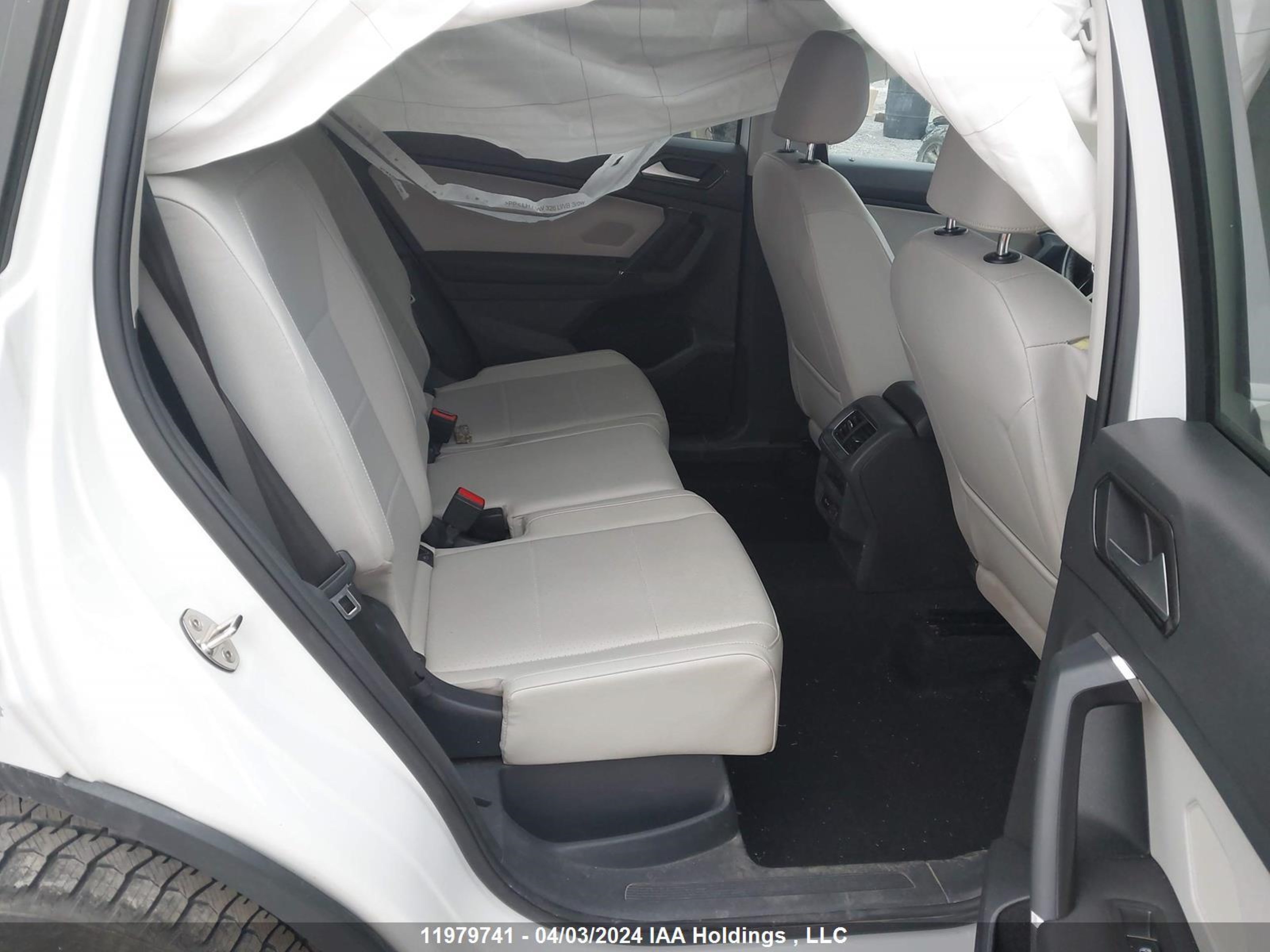 Photo 7 VIN: 3VV2B7AX9JM218803 - VOLKSWAGEN TIGUAN 